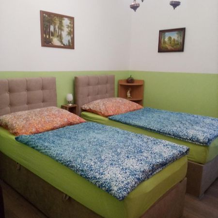 M&D Apartman 埃格尔 外观 照片
