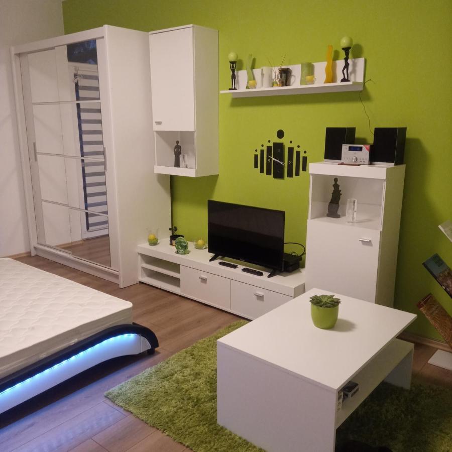 M&D Apartman 埃格尔 外观 照片