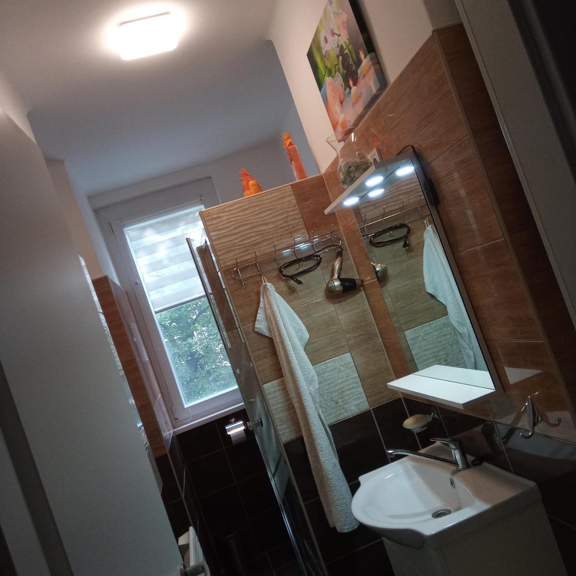 M&D Apartman 埃格尔 外观 照片